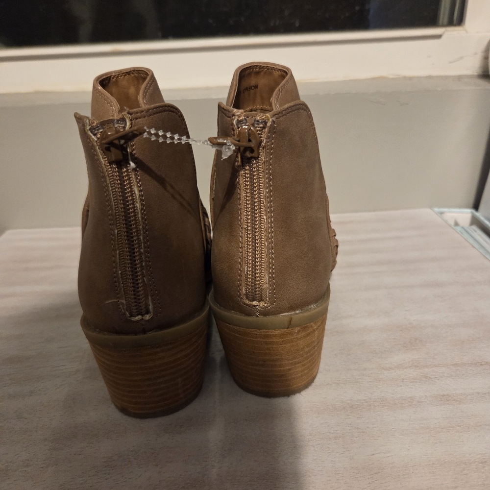 Dolce Vita Women's Orson Ankle Bohemian Boho Booties Boots Size 7.5 - Picture 4 of 8
